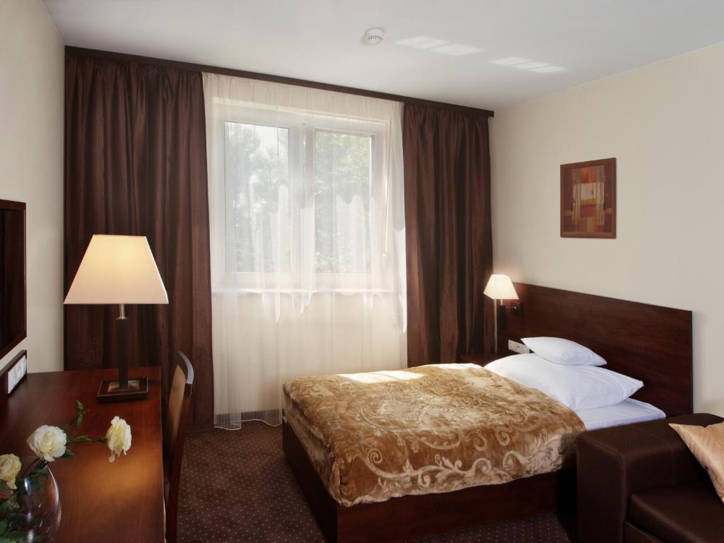 Hotel Feniks Poznan Room photo